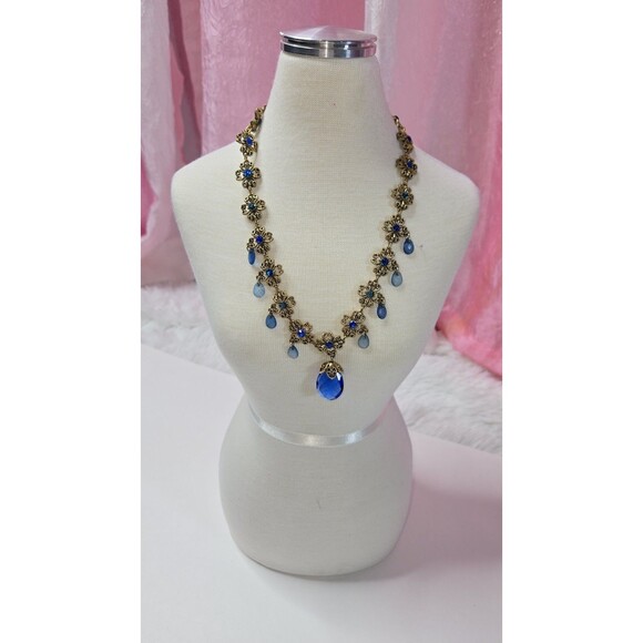 Jewelry Lot Vintage Fantasy Goldtone Theme Clean Curated Bundle Free Gift - Picture 7 of 16